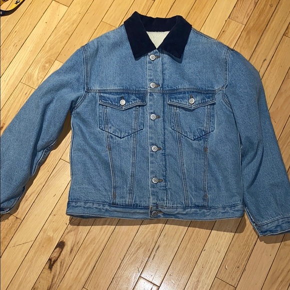 Free People Jackets & Blazers - Woman's Free People Fuzzy Collard Jean Jacket M